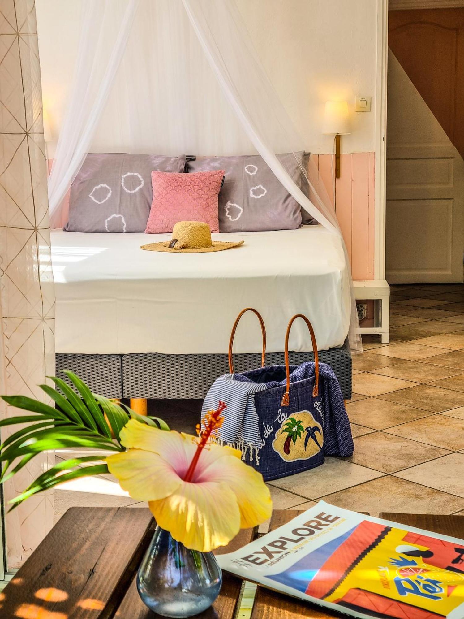 Maison D'Hotes Villa Des Mascareignes Petite-Île Bagian luar foto